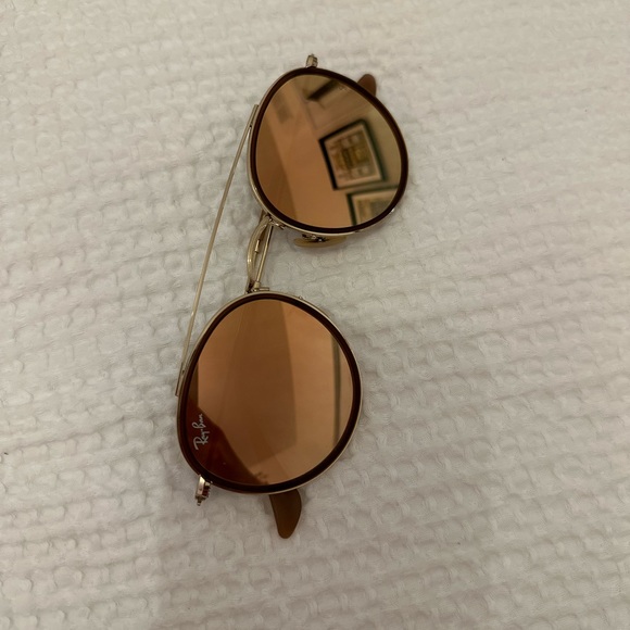 Round Double Bridge Ray Ban’s - Picture 7 of 12